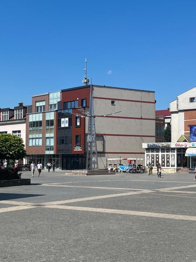 Apartman Square Trg Prijedor Extérieur photo