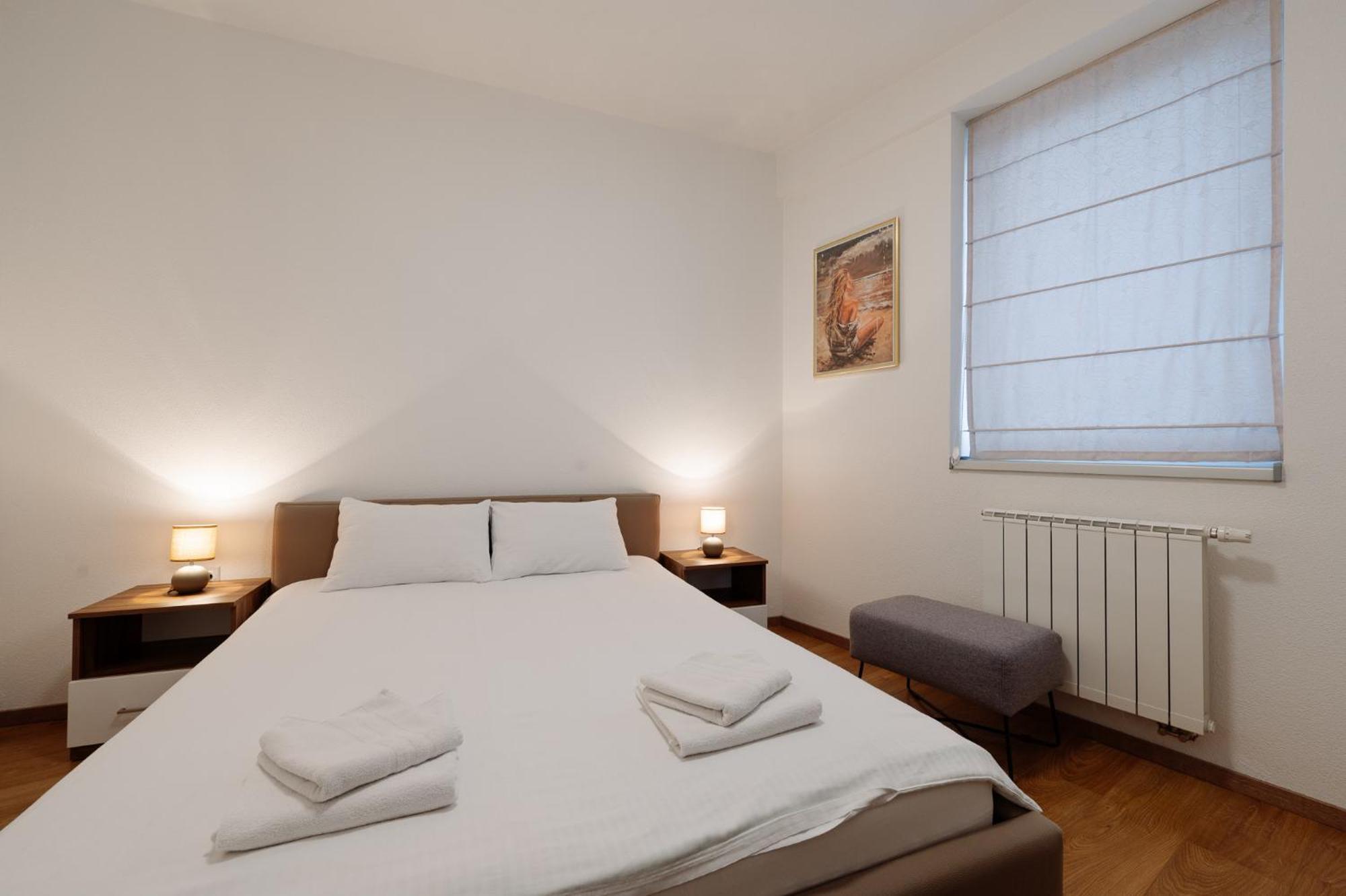 Apartman Square Trg Prijedor Extérieur photo