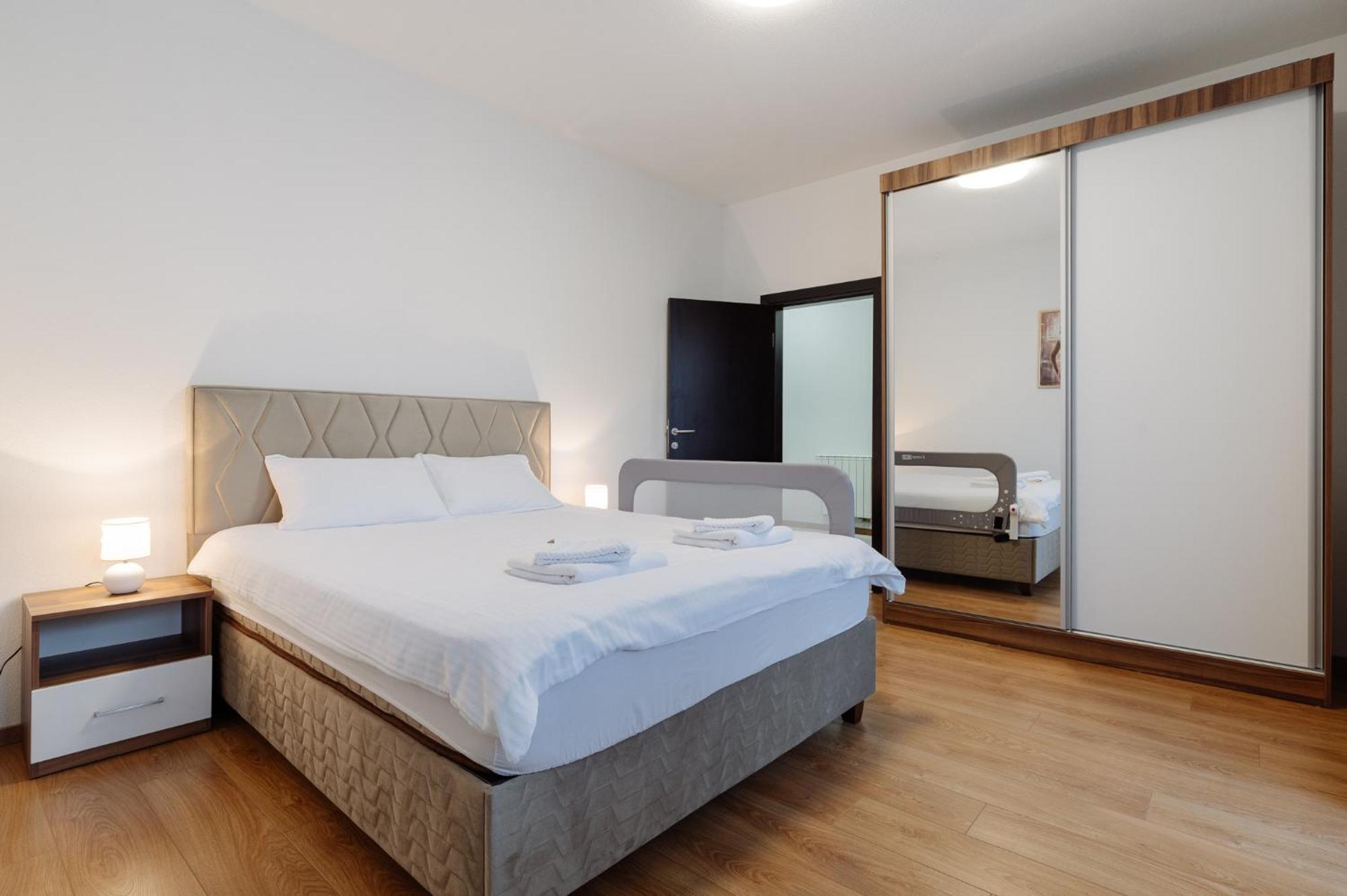 Apartman Square Trg Prijedor Extérieur photo